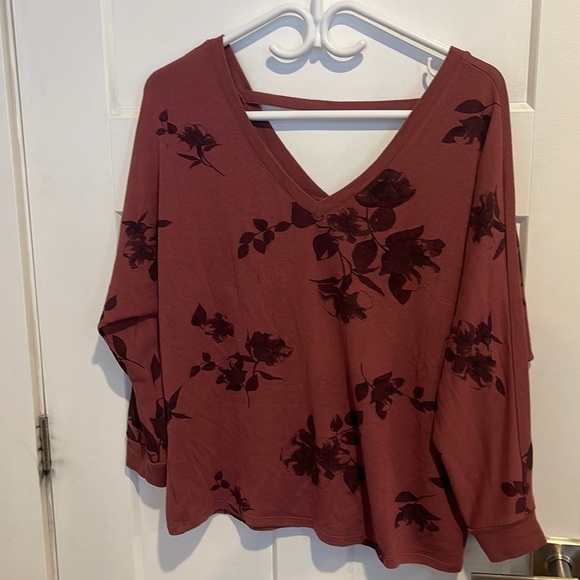 Top - Picture 1 of 3